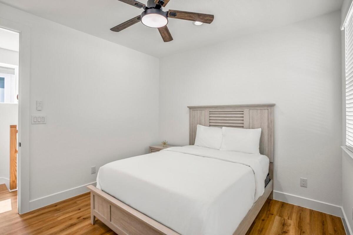 Confetti Cove, Entertainment Nightlife Pad * Houston
