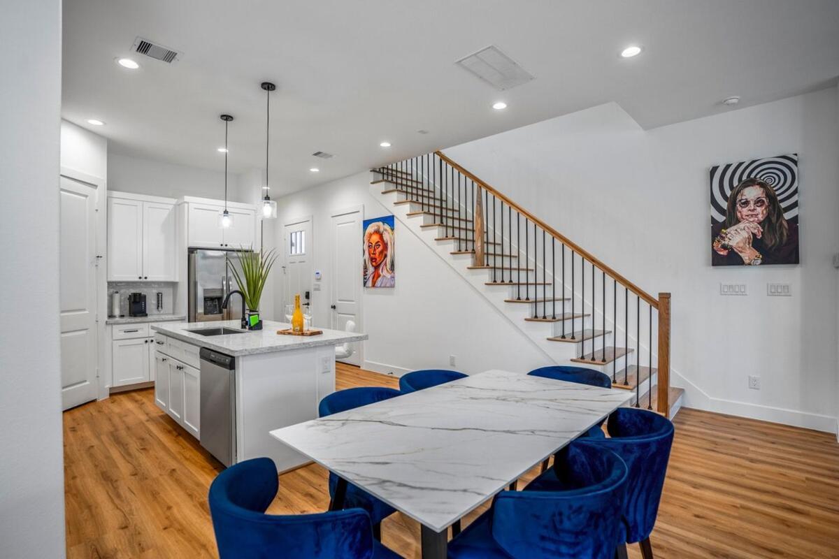 Confetti Cove, Entertainment Nightlife Pad Houston