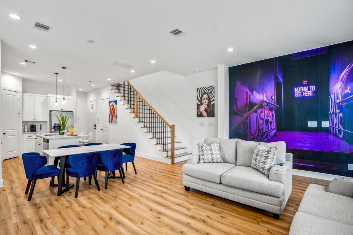 Confetti Cove, Entertainment Nightlife Pad * Houston